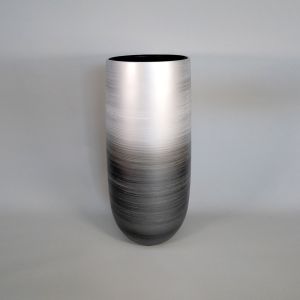 heller Vase PMT-060/2 - edle handlackierte Vase in der Farbe Silber/Grau aus Polyuresin mit einer Höhe von 100 Zentimetern und Durchmesser 46 Zentimetern
