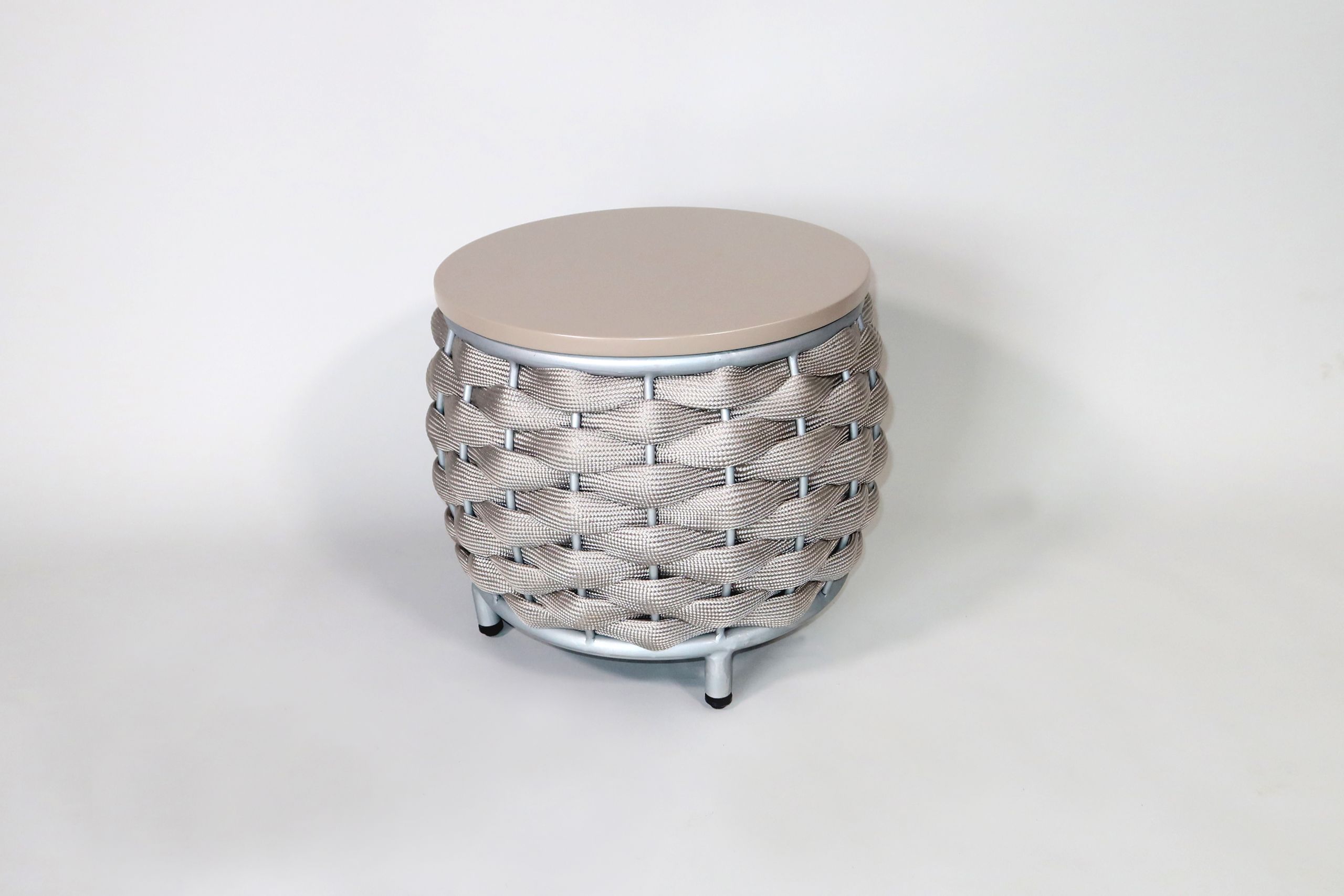 Beistelltisch – LILIENSTEIN